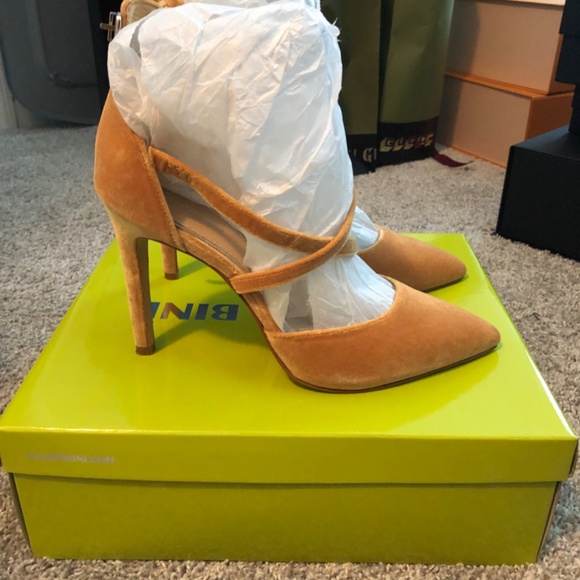 Gianni Bini Heels - Picture 3 of 3